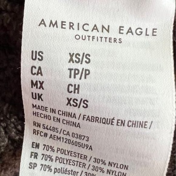 📦(SOLD)EUC WOMAN'S SMALL () GRAY AMERICAN EAGLE CARDIGAN SWEATER - Picture 3 of 5